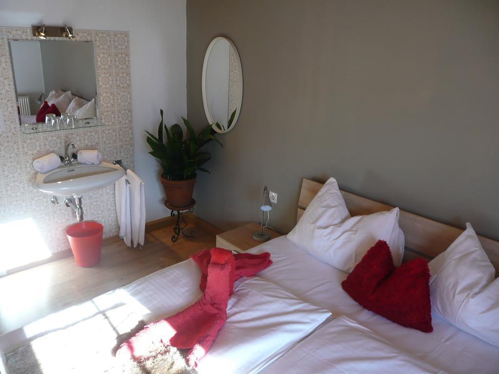 Haus Rosi Villa Uttendorf Room photo